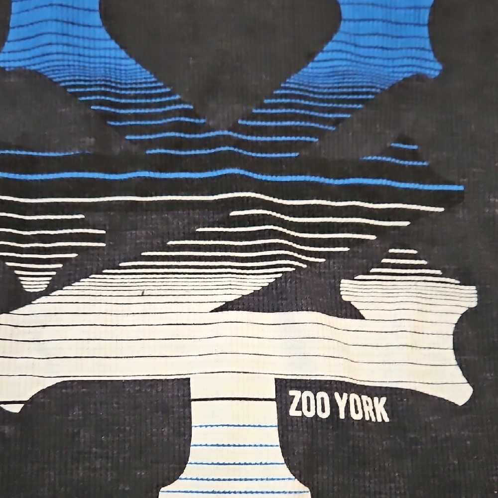 Zoo York Men's Navy and Blue Graphic Long Sleeve Tee - Picture 3 of 4